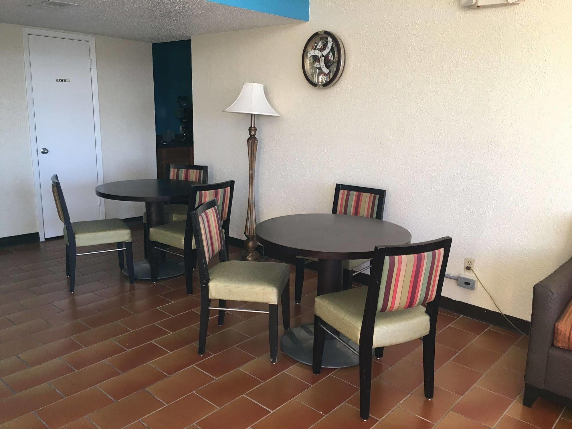 بورت لافاكا Chaparral Motel المظهر الخارجي الصورة